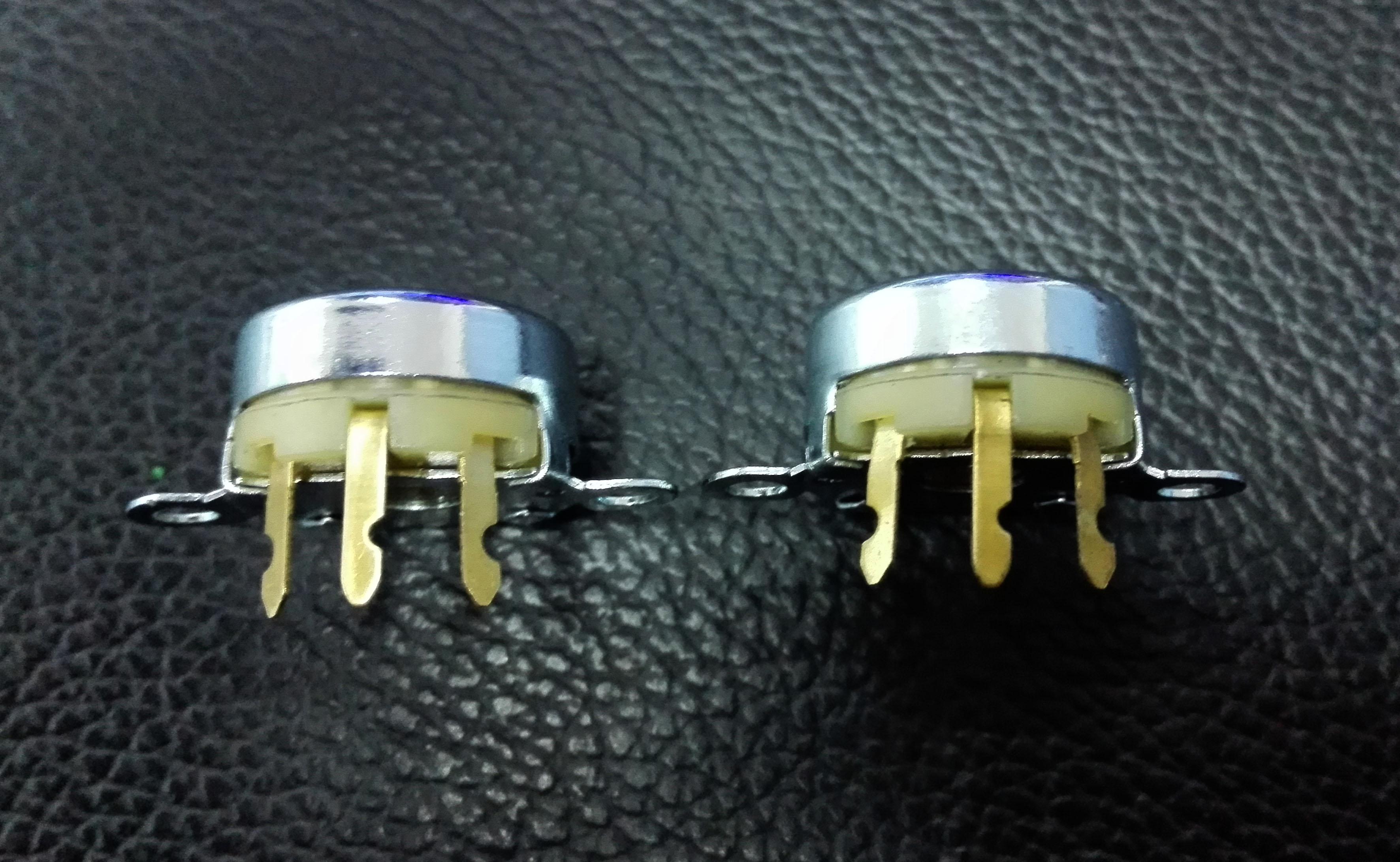 RA20Y-P-1KΩ