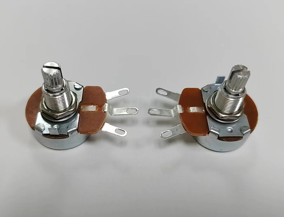 RA24Y-19SQ-R100